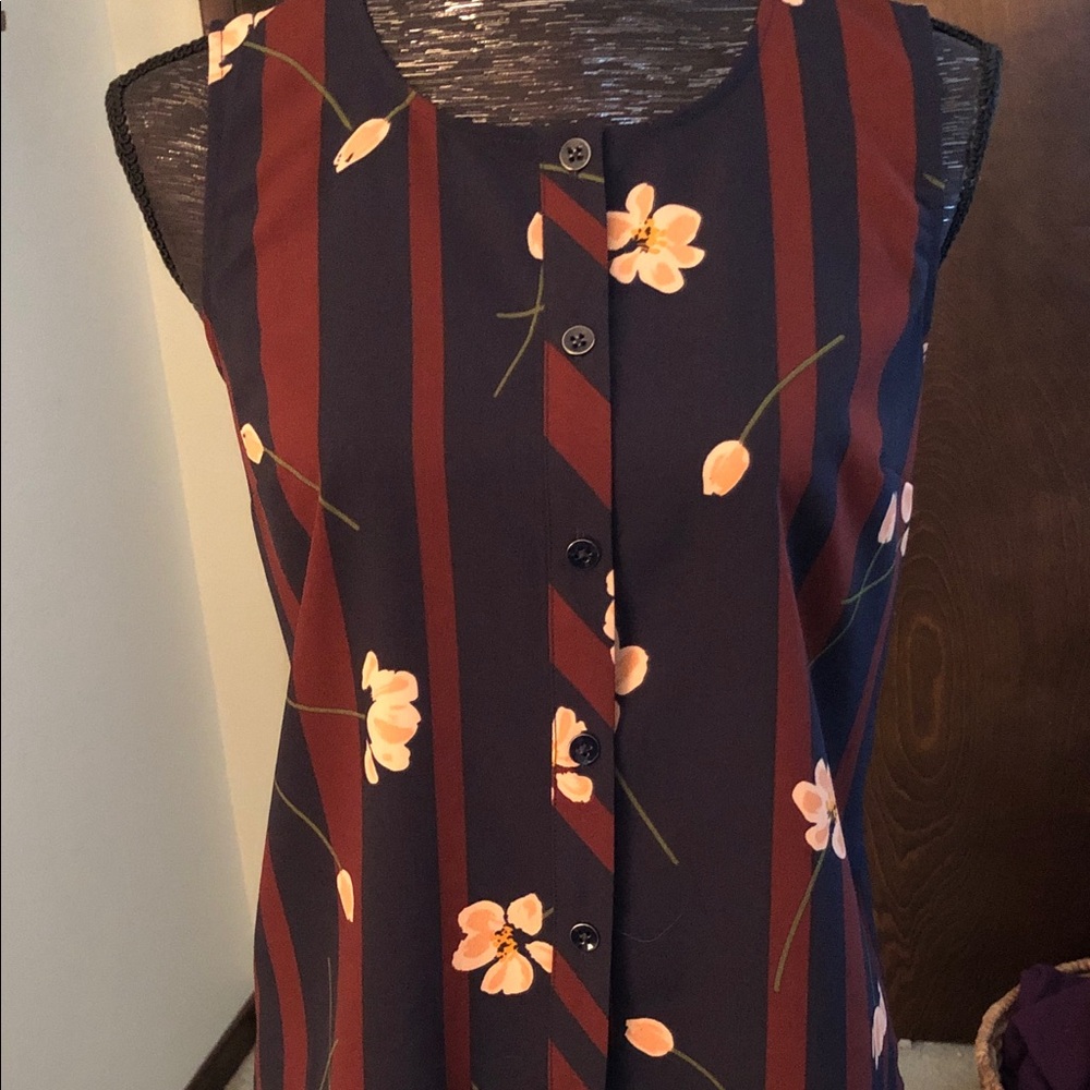 Cabi Navy and Red Floral Button-Up Blouse